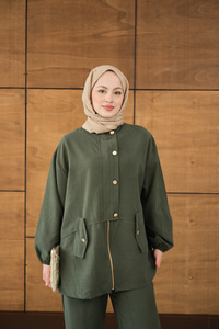 Gold Düğmeli Çift Cepli Fermuarlı Takım Yeşil