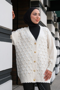 Gold Düğmeli Örme Hırka Krem