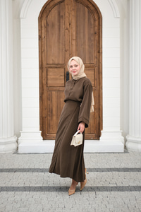 Gold Kemer Detay Gömlekli Takım Kahverengi