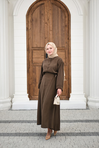 Gold Kemer Detay Gömlekli Takım Kahverengi