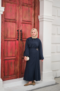 Gold Kemer Detay Gömlekli Takım Lacivert