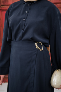Gold Kemer Detay Gömlekli Takım Lacivert