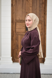 Gold Kemer Detay Gömlekli Takım Mürdüm