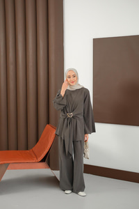 Gold Kemer Detay Takım Gri