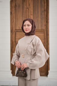 Gold Kemerli Düğme Detay Takım Krem