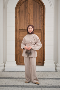 Gold Kemerli Düğme Detay Takım Krem