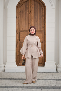 Gold Kemerli Düğme Detay Takım Krem