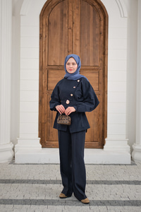 Gold Kemerli Düğme Detay Takım Lacivert