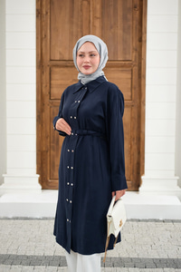 Gömlek Yaka Çift Düğmeli Uzun Tunik Lacivert