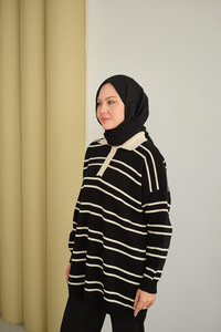 Gömlek Yaka Çizgili Triko Siyah