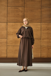 Gömlek Yaka Fermuarlı Etekli Takım Kahverengi