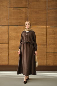 Gömlek Yaka Fermuarlı Etekli Takım Kahverengi