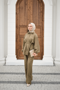 Gömlek Yaka Gizli Fermuarlı Bel Bağlamalı Pantolonlu Takım Yağ Yeşil