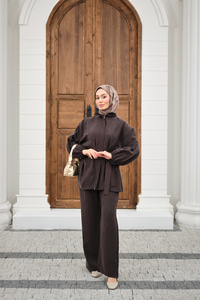 Gömlek Yaka Gizli Fermuarlı Bel Bağlamalı Pantolonlu Takım Kahverengi