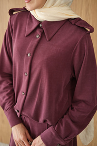 Gömlek Yaka Gümüş Düğme Detay Takım Bordo