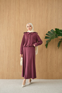 Gömlek Yaka Gümüş Düğme Detay Takım Bordo