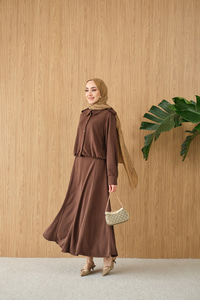 Gömlek Yaka Gümüş Düğme Detay Takım Kahverengi