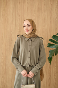 Gömlek Yaka Gümüş Düğme Detay Takım Yeşil