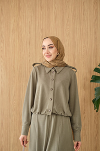 Gömlek Yaka Gümüş Düğme Detay Takım Yeşil