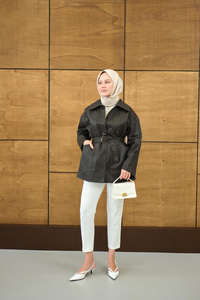 Gömlek Yaka Toka Düğme Detay Kemerli Astarlı Regular Gabardin Trenç Kahverengi