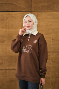 Gömlek Yaka Yazı Baskılı Sweat Kahverengi