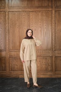 Gömlekli Takım Bej