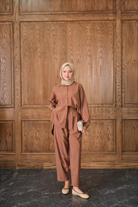 Gömlekli Takım Taba