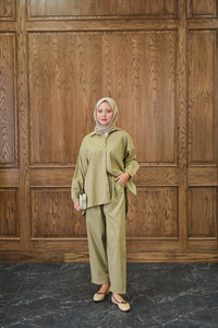 Gömlekli Takım Yeşil