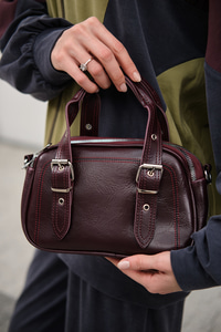 Göz Fermuarlı Saten Çanta Bordo