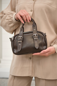 Göz Fermuarlı Saten Çanta Kahverengi