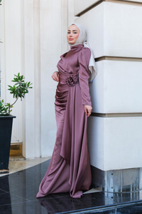 Gül Broş Detay Abiye Vişne Çürüğü