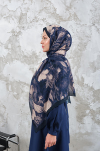 Gül Desen Şal Lacivert