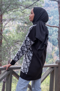 Uygun Fiyatlı GUL DESEN TRIKO TUNIK SIYAH | Loccomoda.com 