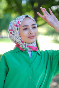 Uygun Fiyatlı GUL DESEN TWIL ESARP PEMBE | Loccomoda.com 