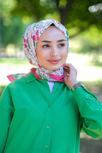 Uygun Fiyatlı GUL DESEN TWIL ESARP PEMBE | Loccomoda.com 