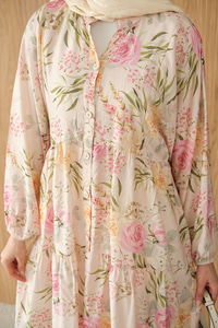 Gül Desenli Elbise Pembe