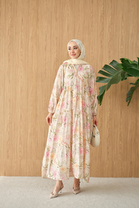 Gül Desenli Elbise Pembe