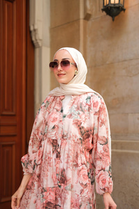 Gül Desenli Elbise Pudra