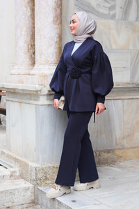 Gül Detay Belden Bağlamalı İkili Takım Lacivert