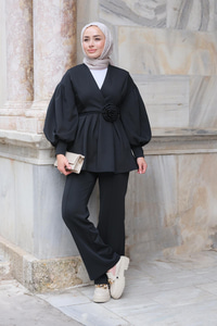 Gül Detay Belden Bağlamalı İkili Takım Siyah