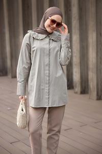 Güpür  Detaylı Gömlek Küf Yeşil