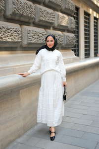 Güpür Detaylı Takım Beyaz