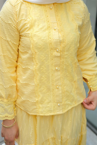 Güpür Detaylı Takım Sarı