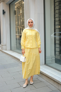 Güpür Detaylı Takım Sarı