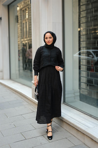 Güpür Detaylı Takım Siyah