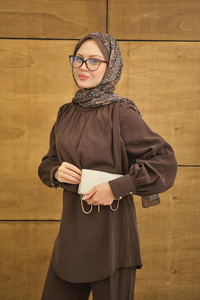 Hakim Yaka Balon Bel Volanlı Slimfit Tencele Takım Kahverengi