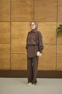 Hakim Yaka Balon Bel Volanlı Slimfit Tencele Takım Kahverengi