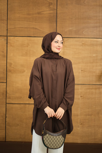 Hakim Yaka Basic Gömlek Kahverengi