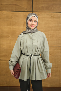 Hakim Yaka Pile Detay Çiçek Düğmeli Deri İp Kemerli Regular Poplin Gömlek Küf Yeşil