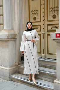 Hasır Kemerli Elbise Krem